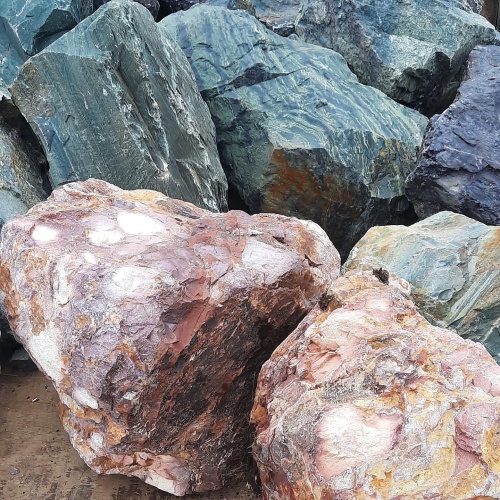 Ландшафтные глыбы красно-фиолетовые 200-1000 килограмм купить в Каменск-Уральском