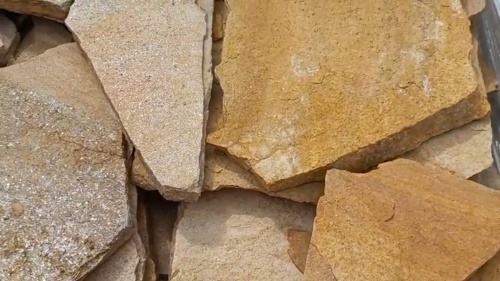 Плитняк златолит жёлтый для цоколя купить в Каменск-Уральском