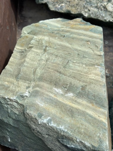 Ландшафтные глыбы зелёные 200-500 килограмм купить в Каменск-Уральском