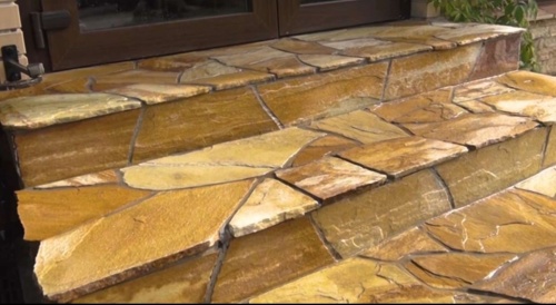 Плитняк златолит жёлтый золотистый для отмостки купить в Каменск-Уральском