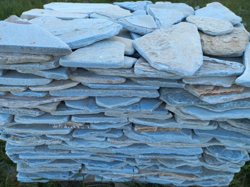 Плитняк златолит зелёный галтованный для цоколя купить в Каменск-Уральском